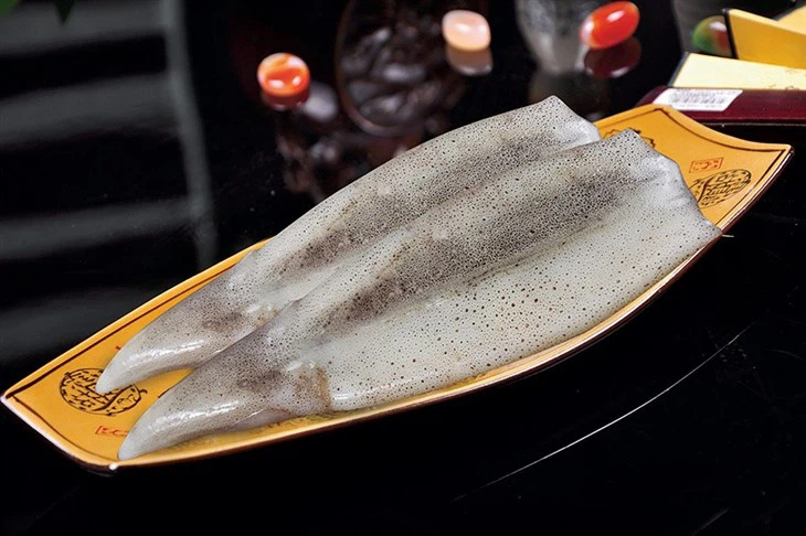 Frozen Squid Tube Skin On